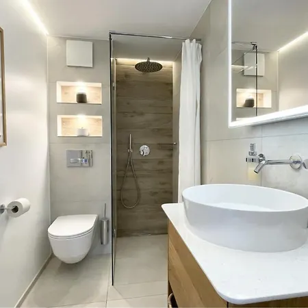 Luxury Alpine Retreat With Wellness Area * Φιλμς